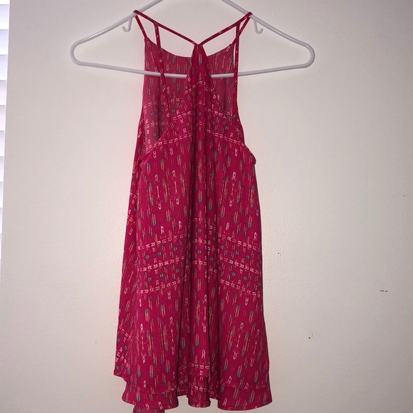 tank top - Picture 2 of 3